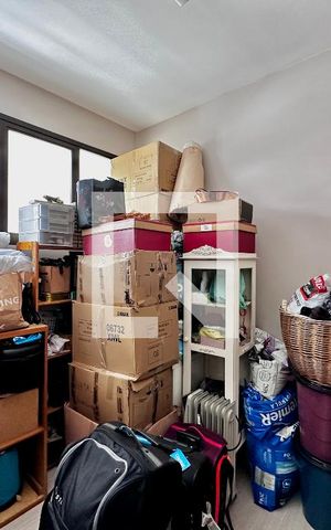 Apartamento à venda com 195m², 4 quartos e 4 vagas Apartamento à venda com 195m², 4 quartos e 4 vagasQuarto de Serviço