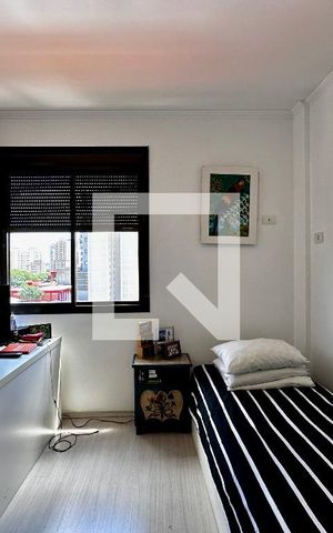Apartamento à venda com 195m², 4 quartos e 4 vagas Apartamento à venda com 195m², 4 quartos e 4 vagasQuarto 4