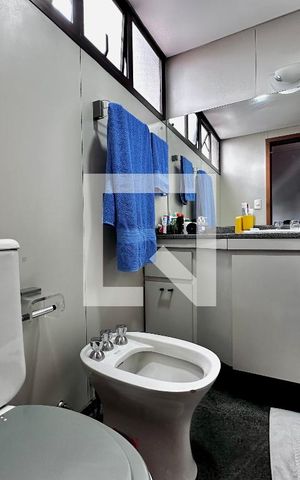 Apartamento à venda com 195m², 4 quartos e 4 vagas Apartamento à venda com 195m², 4 quartos e 4 vagasBanheiro Suíte 3