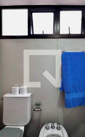 Apartamento à venda com 195m², 4 quartos e 4 vagas Apartamento à venda com 195m², 4 quartos e 4 vagasBanheiro Suíte 3