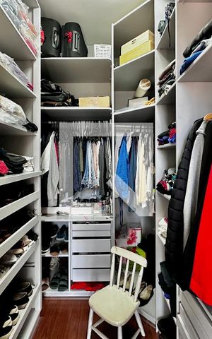 Apartamento à venda com 195m², 4 quartos e 4 vagas Apartamento à venda com 195m², 4 quartos e 4 vagasCloset Suíte 1