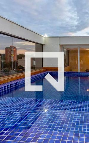 Apartamento à venda com 195m², 4 quartos e 4 vagas Apartamento à venda com 195m², 4 quartos e 4 vagasPiscina Cobertura