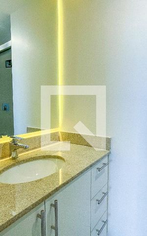 Apartamento para alugar com 66m², 2 quartos e 1 vaga Apartamento para alugar com 66m², 2 quartos e 1 vagaBanheiro
