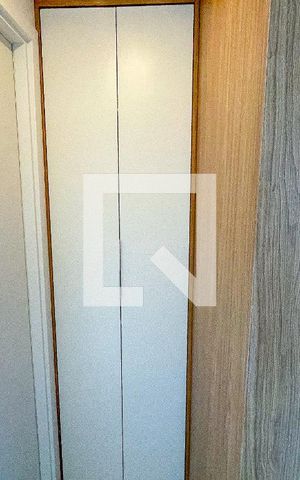 Apartamento para alugar com 66m², 2 quartos e 1 vaga Apartamento para alugar com 66m², 2 quartos e 1 vagaCloset da suíte