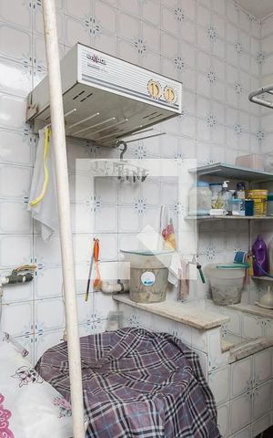 Casa à venda com 200m², 4 quartos e 3 vagas Casa à venda com 200m², 4 quartos e 3 vagasÁrea de Serviço
