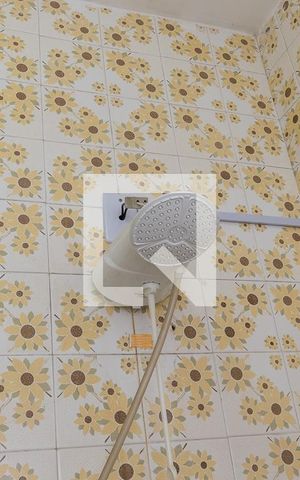 Casa à venda com 200m², 4 quartos e 3 vagas Casa à venda com 200m², 4 quartos e 3 vagasBanheiro Social