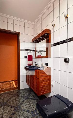 Casa à venda com 309m², 3 quartos e 4 vagasBanheiro