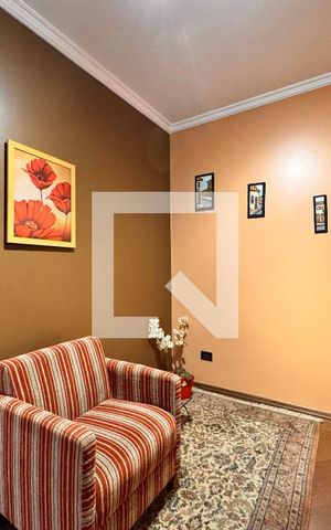 Casa à venda com 309m², 3 quartos e 4 vagasHall entre os quartos 
