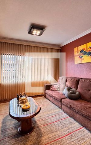 Casa à venda com 309m², 3 quartos e 4 vagasSala