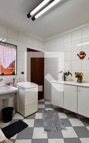 Casa à venda com 309m², 3 quartos e 4 vagasLavanderia