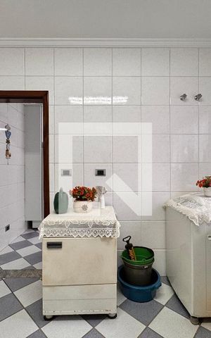 Casa à venda com 309m², 3 quartos e 4 vagasLavanderia