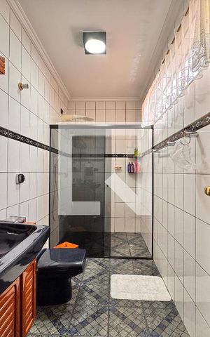 Casa à venda com 309m², 3 quartos e 4 vagasBanheiro 