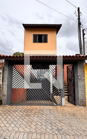 Casa à venda com 309m², 3 quartos e 4 vagasFachada