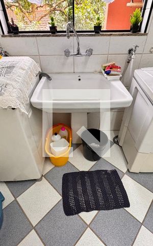 Casa à venda com 309m², 3 quartos e 4 vagasLavanderia