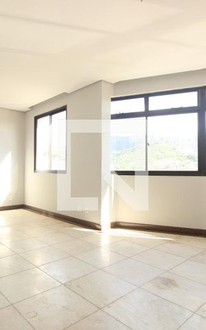 Apartamento à venda com 230m², 4 quartos e 3 vagasSala 
