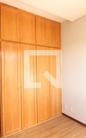 Apartamento à venda com 230m², 4 quartos e 3 vagasQuarto 