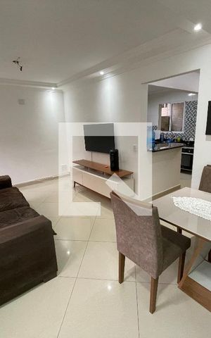Casa de condomínio para alugar com 82m², 3 quartos e 2 vagas Casa de condomínio para alugar com 82m², 3 quartos e 2 vagasSala