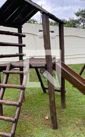 Casa de condomínio para alugar com 82m², 3 quartos e 2 vagas Casa de condomínio para alugar com 82m², 3 quartos e 2 vagasÁrea comum - Playground