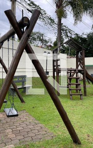 Casa de condomínio para alugar com 82m², 3 quartos e 2 vagas Casa de condomínio para alugar com 82m², 3 quartos e 2 vagasÁrea comum - Playground