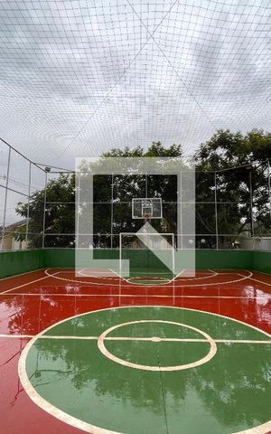 Casa de condomínio para alugar com 82m², 3 quartos e 2 vagas Casa de condomínio para alugar com 82m², 3 quartos e 2 vagasQuadra