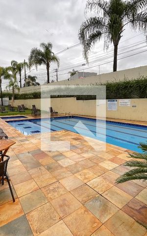 Casa de condomínio para alugar com 82m², 3 quartos e 2 vagas Casa de condomínio para alugar com 82m², 3 quartos e 2 vagasÁrea comum - Piscina