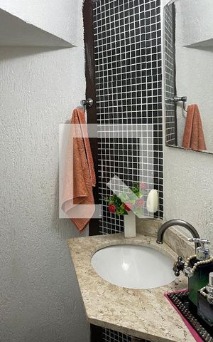 Casa de condomínio para alugar com 82m², 3 quartos e 2 vagas Casa de condomínio para alugar com 82m², 3 quartos e 2 vagasLavabo