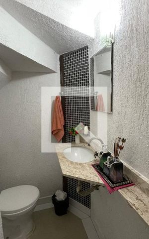 Casa de condomínio para alugar com 82m², 3 quartos e 2 vagas Casa de condomínio para alugar com 82m², 3 quartos e 2 vagasLavabo