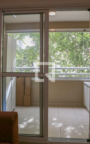 Apartamento à venda com 70m², 3 quartos e 1 vaga Apartamento à venda com 70m², 3 quartos e 1 vagaSacada