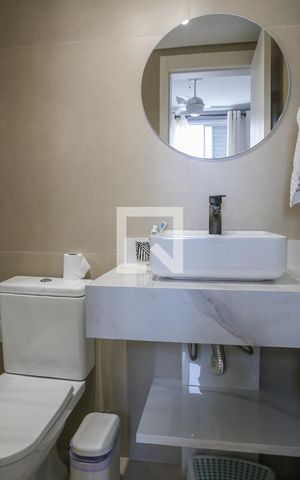 Apartamento à venda com 70m², 3 quartos e 1 vaga Apartamento à venda com 70m², 3 quartos e 1 vagaBanheiro da Suíte