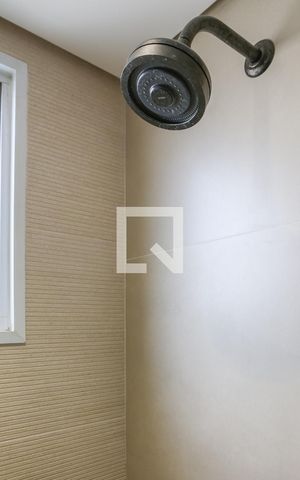 Apartamento à venda com 70m², 3 quartos e 1 vaga Apartamento à venda com 70m², 3 quartos e 1 vagaBanheiro da Suíte