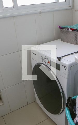 Apartamento à venda com 70m², 3 quartos e 1 vaga Apartamento à venda com 70m², 3 quartos e 1 vagaÁrea de Serviço