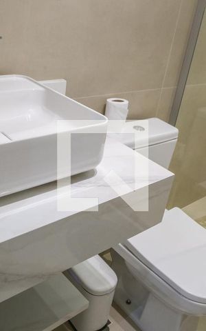 Apartamento à venda com 70m², 3 quartos e 1 vaga Apartamento à venda com 70m², 3 quartos e 1 vagaBanheiro Social