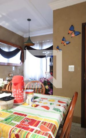 Casa à venda com 242m², 2 quartos e 4 vagasSala de Jantar