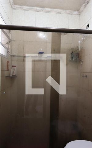 Casa à venda com 242m², 2 quartos e 4 vagasBanheiro Social