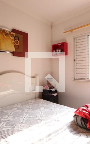 Casa à venda com 242m², 2 quartos e 4 vagasSuíte