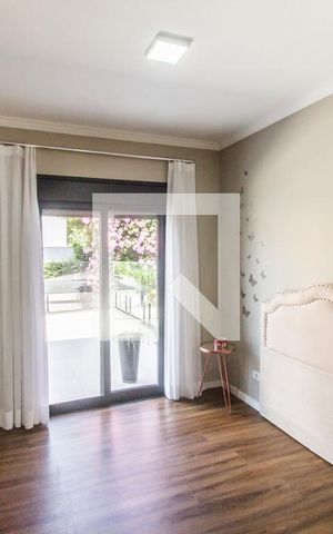 Casa de condomínio para alugar com 390m², 3 quartos e 2 vagas Casa de condomínio para alugar com 390m², 3 quartos e 2 vagasQuarto 3