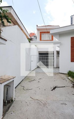 Casa para alugar com 200m², 4 quartos e 3 vagas Casa para alugar com 200m², 4 quartos e 3 vagasGaragem