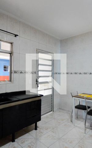 Casa para alugar com 73m², 1 quarto e 2 vagasCozinha
