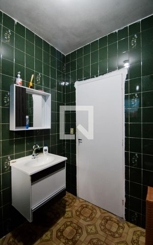 Casa para alugar com 73m², 1 quarto e 2 vagasBanheiro