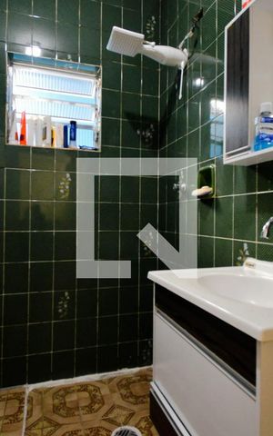 Casa para alugar com 73m², 1 quarto e 2 vagasBanheiro