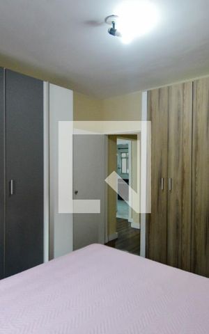 Casa para alugar com 73m², 1 quarto e 2 vagasQuarto 