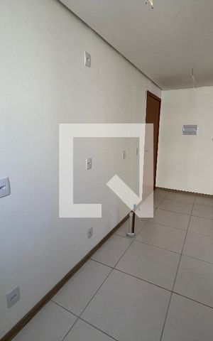 Apartamento para alugar com 47m², 2 quartos e 1 vaga Apartamento para alugar com 47m², 2 quartos e 1 vagaCozinha e Área de Serviço