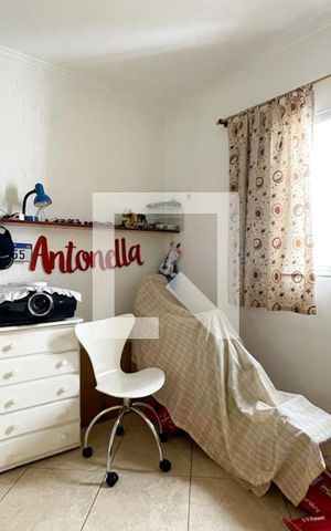 Casa à venda com 200m², 2 quartos e 2 vagas Casa à venda com 200m², 2 quartos e 2 vagasQuarto 2