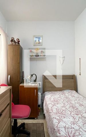 Casa à venda com 200m², 2 quartos e 2 vagas Casa à venda com 200m², 2 quartos e 2 vagasQuarto 1