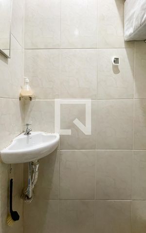 Casa à venda com 200m², 2 quartos e 2 vagas Casa à venda com 200m², 2 quartos e 2 vagasLavabo
