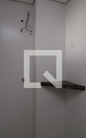 Apartamento para alugar com 38m², 2 quartos e sem vagaBanheiro
