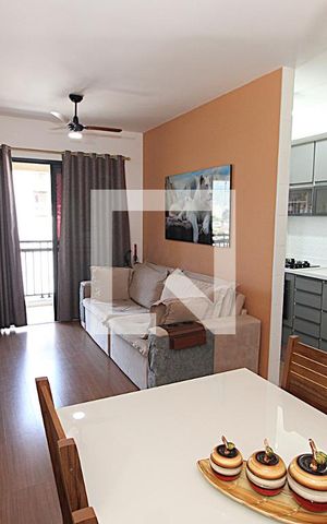 Apartamento à venda com 65m², 3 quartos e 1 vagaSala