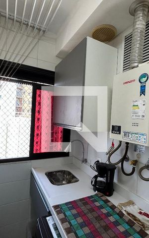 Apartamento à venda com 65m², 3 quartos e 1 vagaÁrea de Serviço