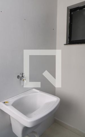 Apartamento para alugar com 38m², 2 quartos e sem vagaÁrea de Serviço