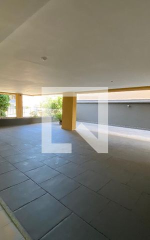 Apartamento à venda com 120m², 4 quartos e 2 vagas Apartamento à venda com 120m², 4 quartos e 2 vagasÁrea comum - Playground